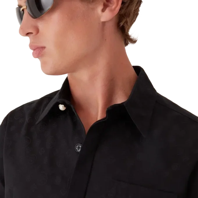 Baumwollhemd mit Monogramm und kurzen Ärmeln Baumwollhemd mit Monogramm und kurzen Ärmeln