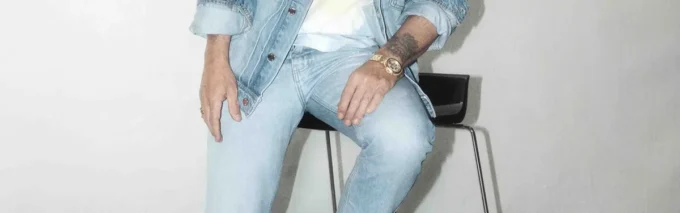 Blaues Oversized-T-Shirt mit kurzen Ärmeln und CC-Smile-Motiv im Tie-Dye-Look