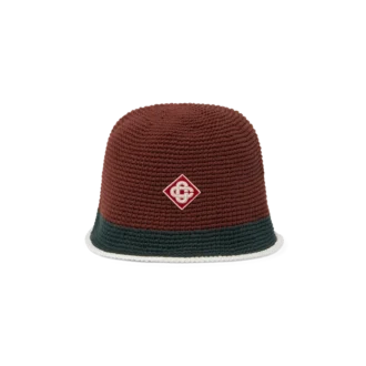 Gestreifte Häkelmütze