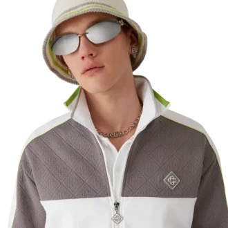 Gestreifte Häkelmütze