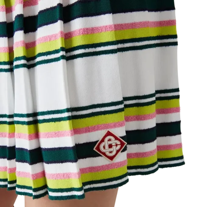 Gestreifter Faltenrock