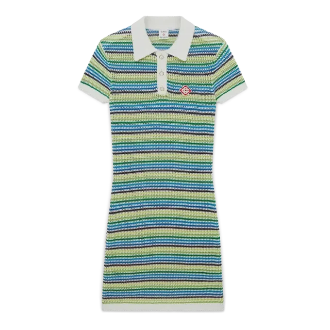 Gestreiftes Midi-Kleid mit kurzen Ärmeln Gestreiftes Midi-Kleid mit kurzen Ärmeln