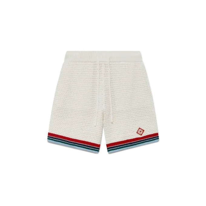 Gothic-Häkel-Shorts