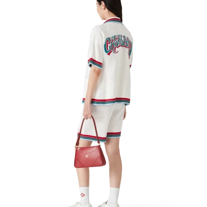 Gothic-Häkel-Shorts