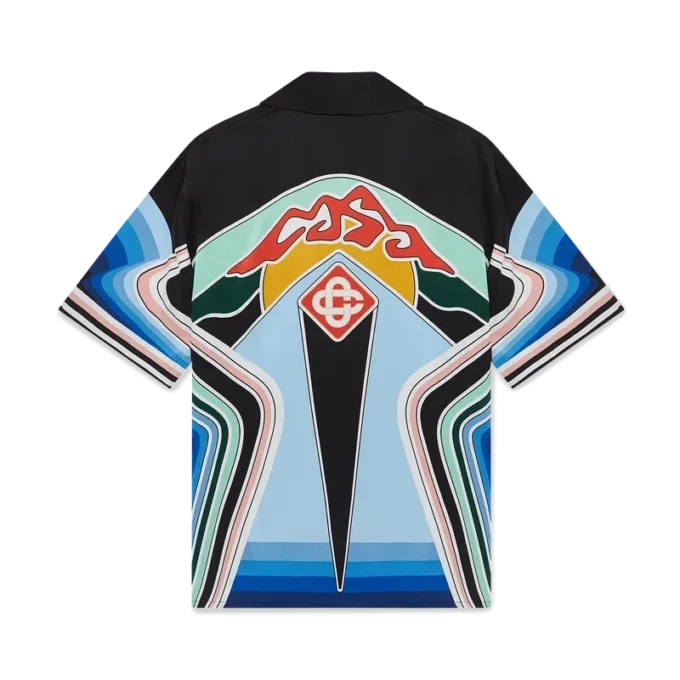 Graphic Mountain Kurzarm-Seidenhemd mit Shorts