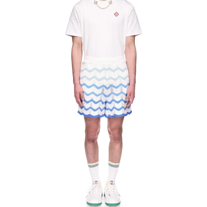 Häkel-Shorts mit wellenförmigem Farbverlauf