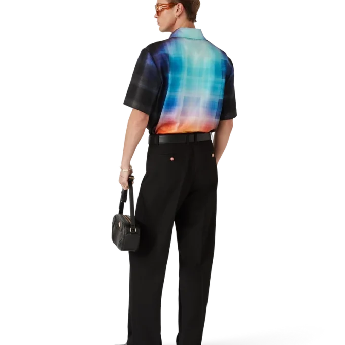 Kurzarmhemd aus Viskosemischung mit Farbverlauf