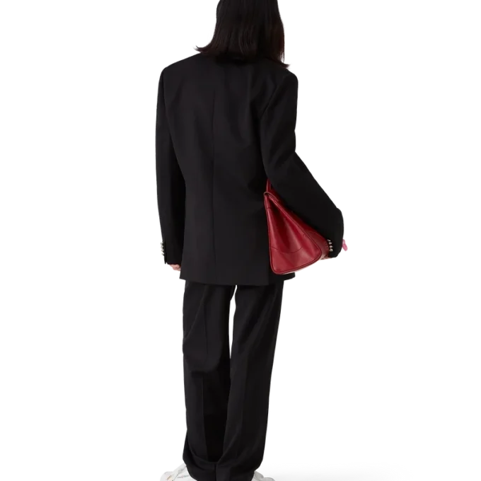 Maßgeschneiderte Hose aus Wolle mit fünf Falten