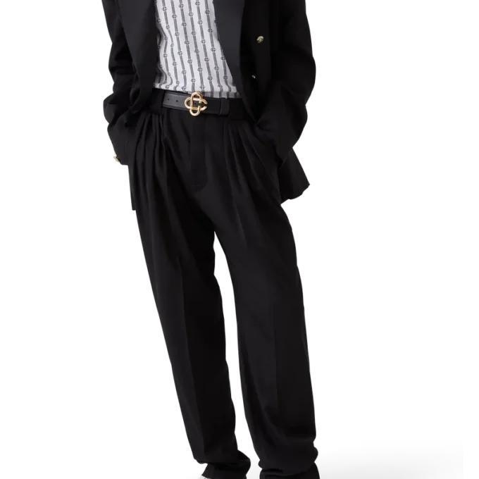 Maßgeschneiderte Hose aus Wolle mit fünf Falten