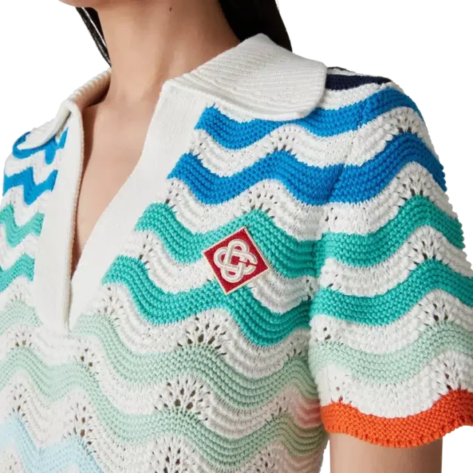 Mini-Kleid „Gradient Wave“ aus Häkelstoff