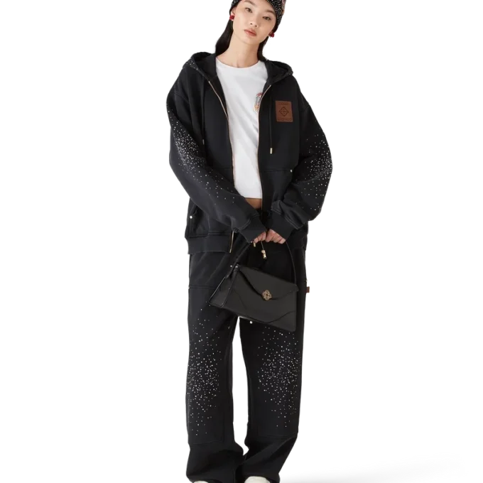 Mütze mit gotischen Kristallverzierungen