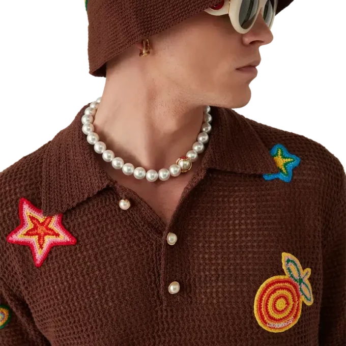 Polohemd mit Häkelmotiv