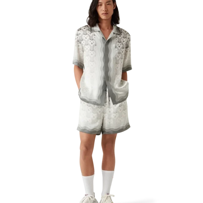 Seidenhemd mit kurzen Ärmeln und Herz-Monogramm in Farbverlauf