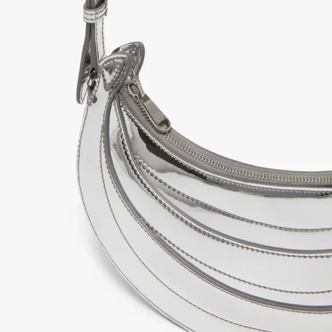 Silberne Banana-Tasche Silberne Banana-Tasche