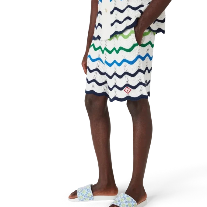 Wave-Strick-Shorts