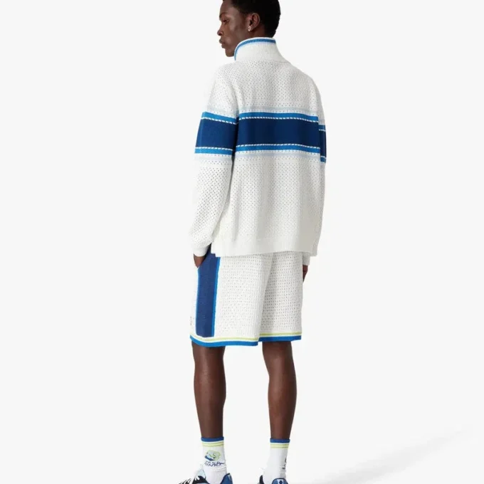 Weiß-blaue Häkel-Shorts